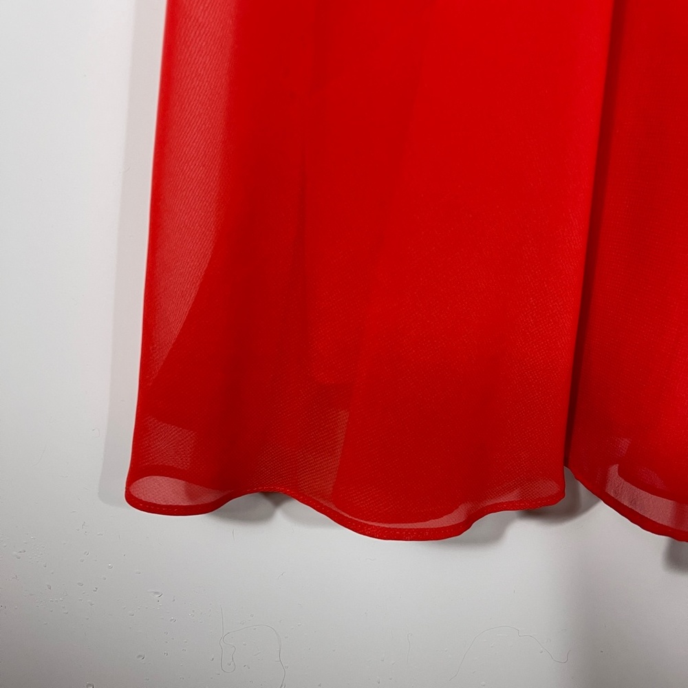 Romeo & Juliet Couture Flowing Red Dress Sz Medium - Picture 2 of 8